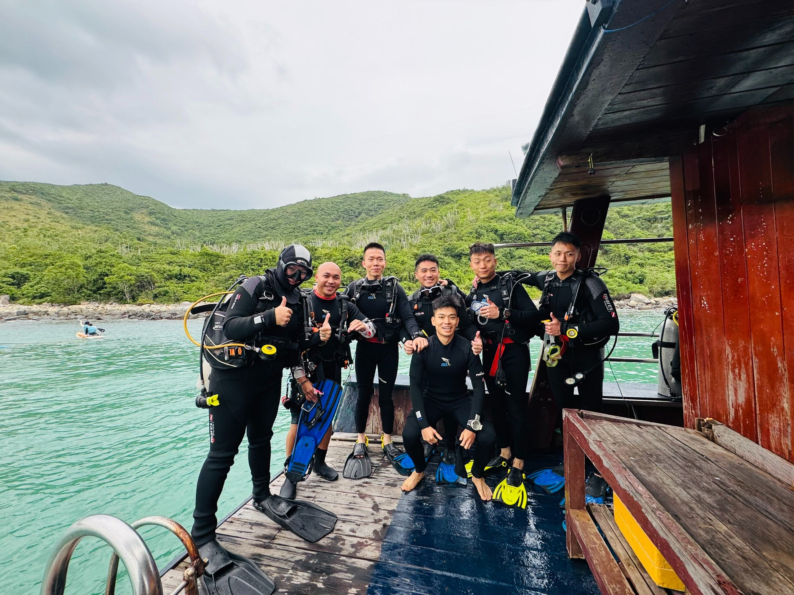 Padi-dive-master-chuyen-gia-lan