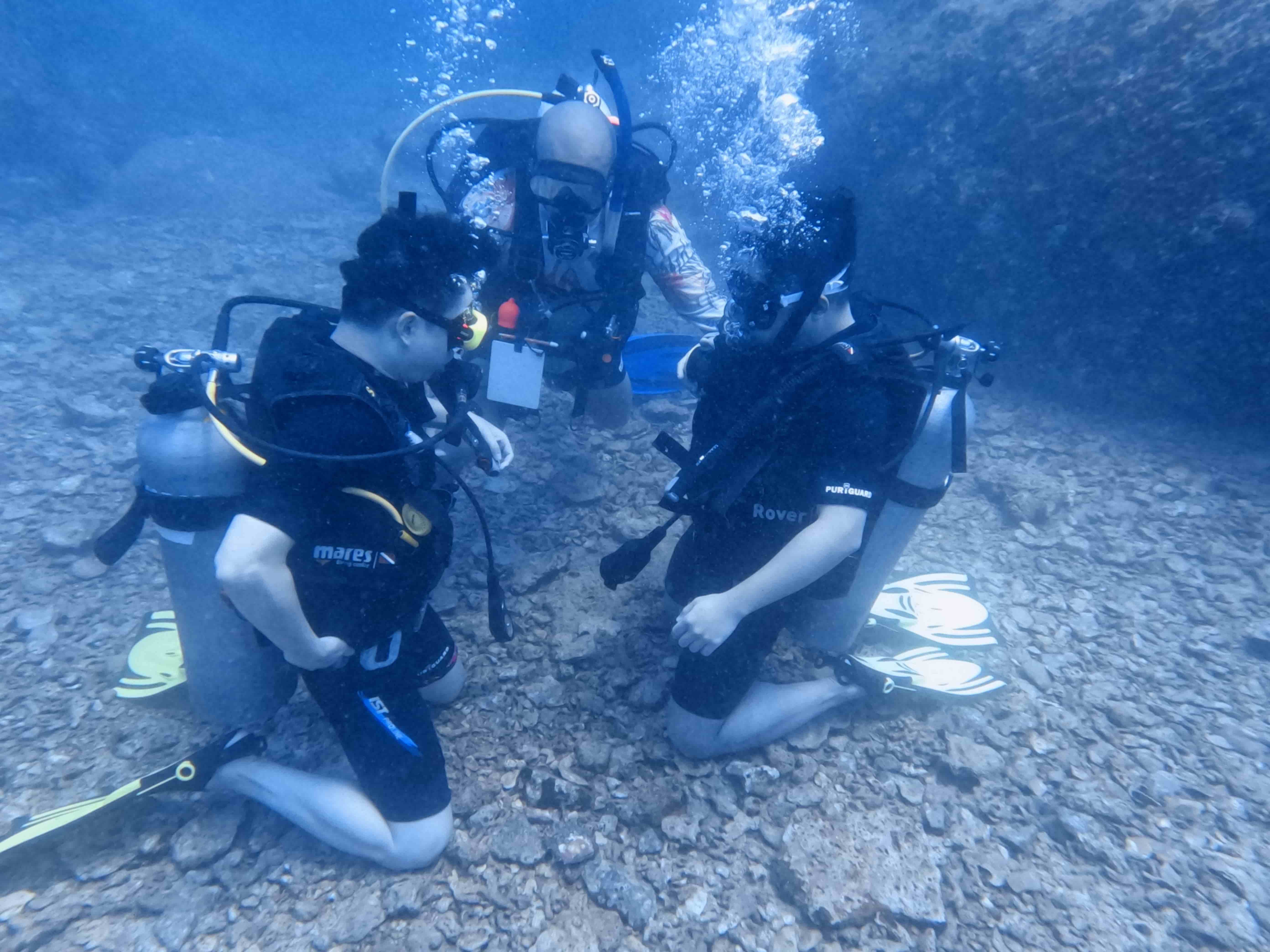 khoa-padi-scuba-refresher-phu-quoc-05